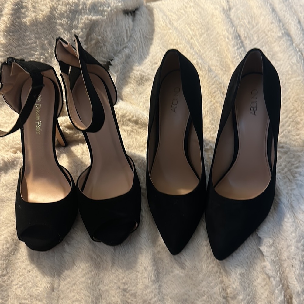 BLACK HEELS